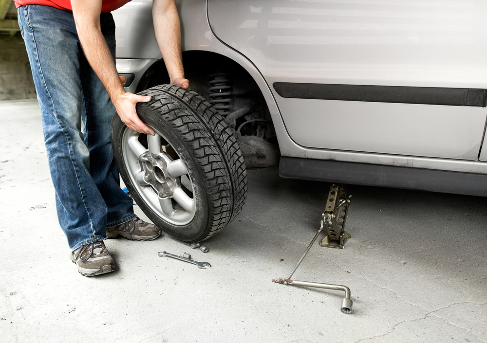 Mobile 4 tires swap